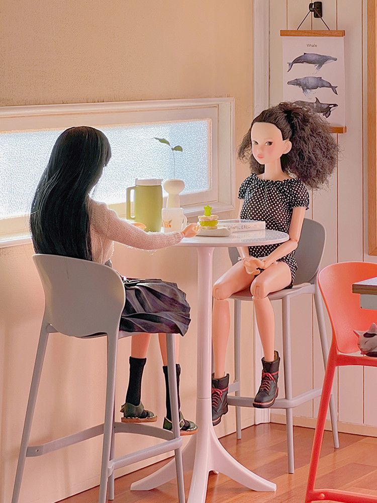 2pcs Mini Bar High Dining Chai - огляд і ціна Dollhouse Furniture Set